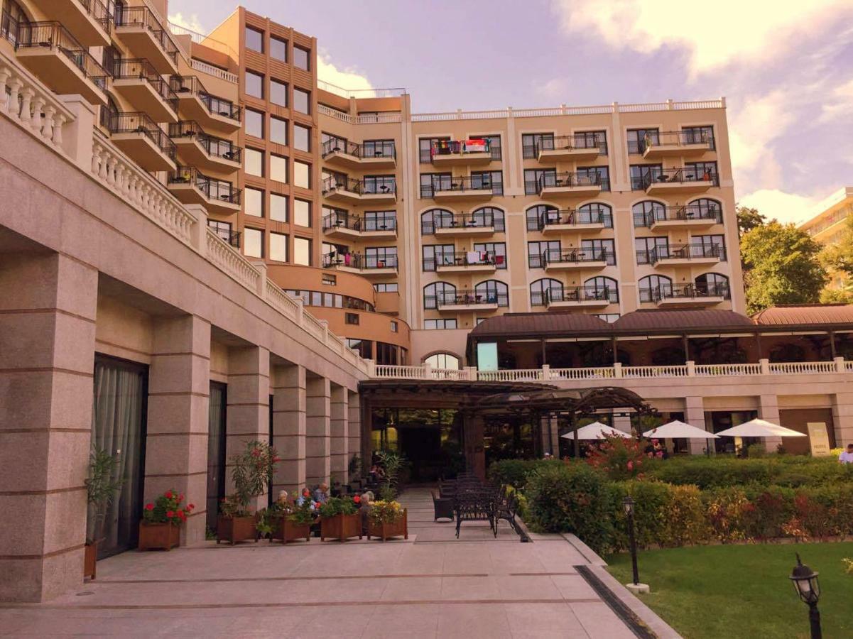 Studio Elegance Golden Sands Exterior photo